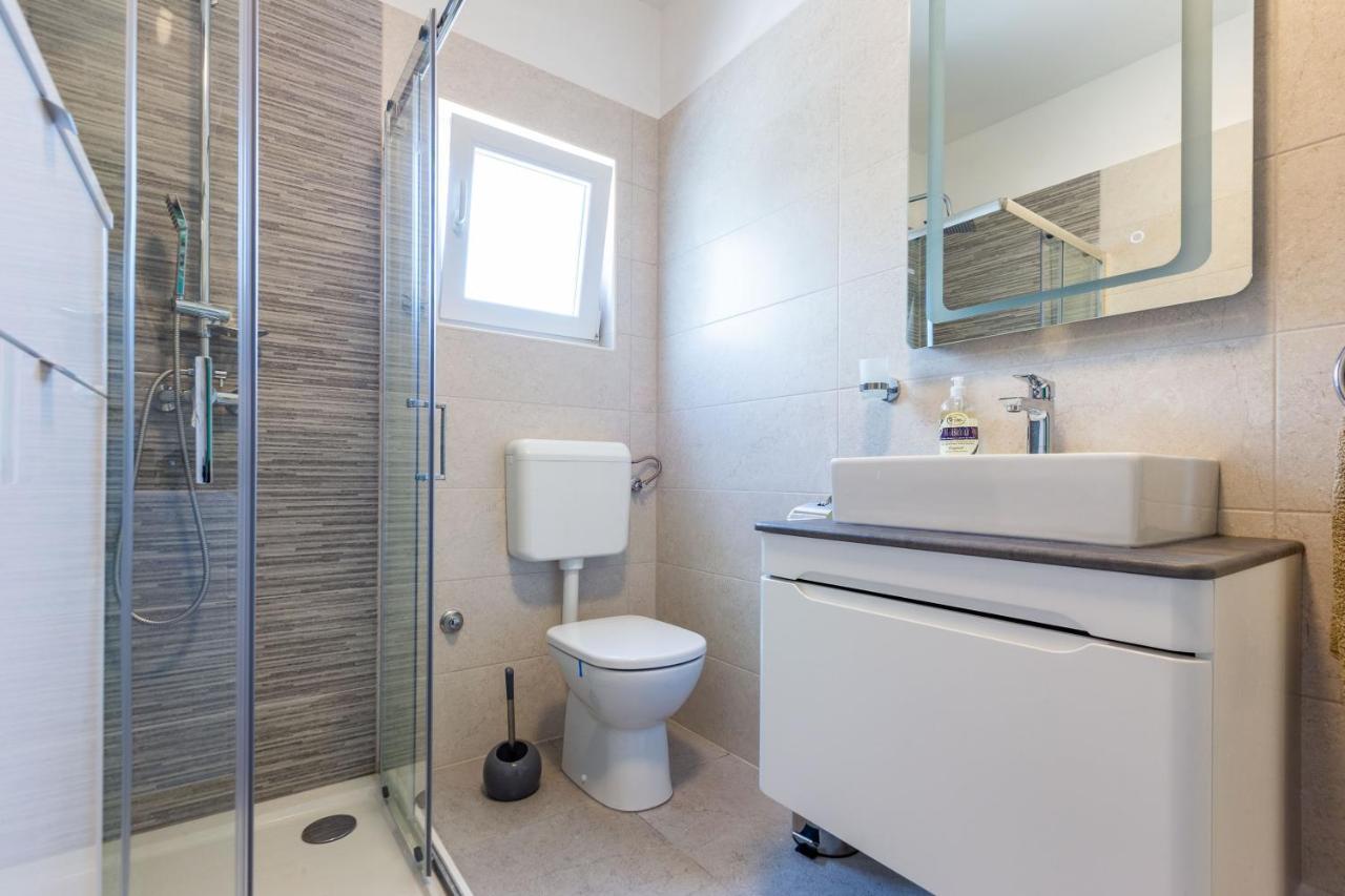Bella 2 Bdr W Parking * Zadar