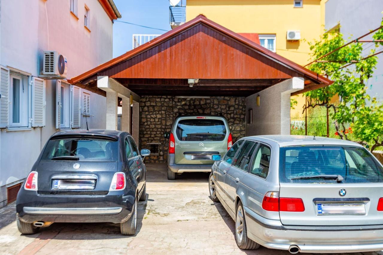 Bella 2 Bdr W Parking * Zadar